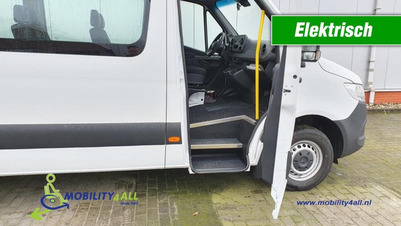 Mercedes-Benz eSprinter ROLSTOELBUS / 4250kg / B-rijbewijs / grootste Accu /snelladen