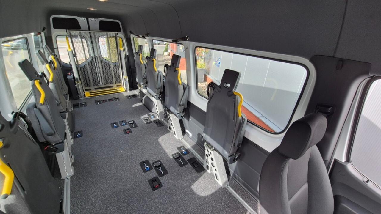 Mercedes-Benz eSprinter ROLSTOELBUS / 4250kg / B-rijbewijs / grootste Accu /snelladen