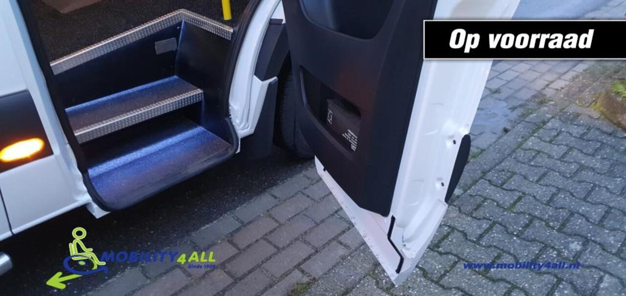 Mercedes-Benz eSprinter ROLSTOELBUS / 4250kg / B-rijbewijs / grootste accu / snelladen