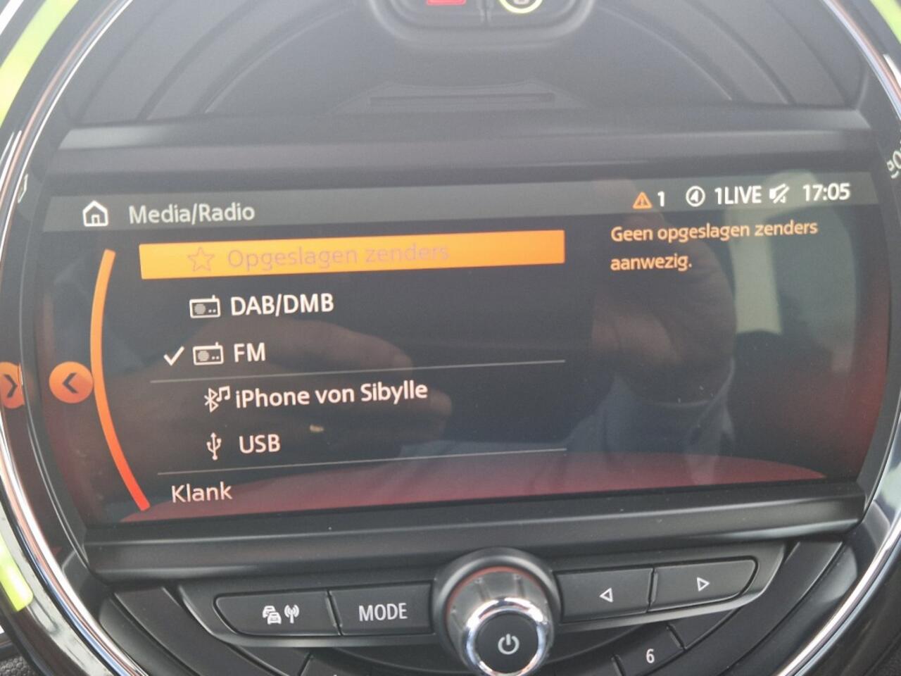 Mini CLUBMAN 1.5 Cooper Chili Business Navi Leder Climate+Cruise Black 17LM Top