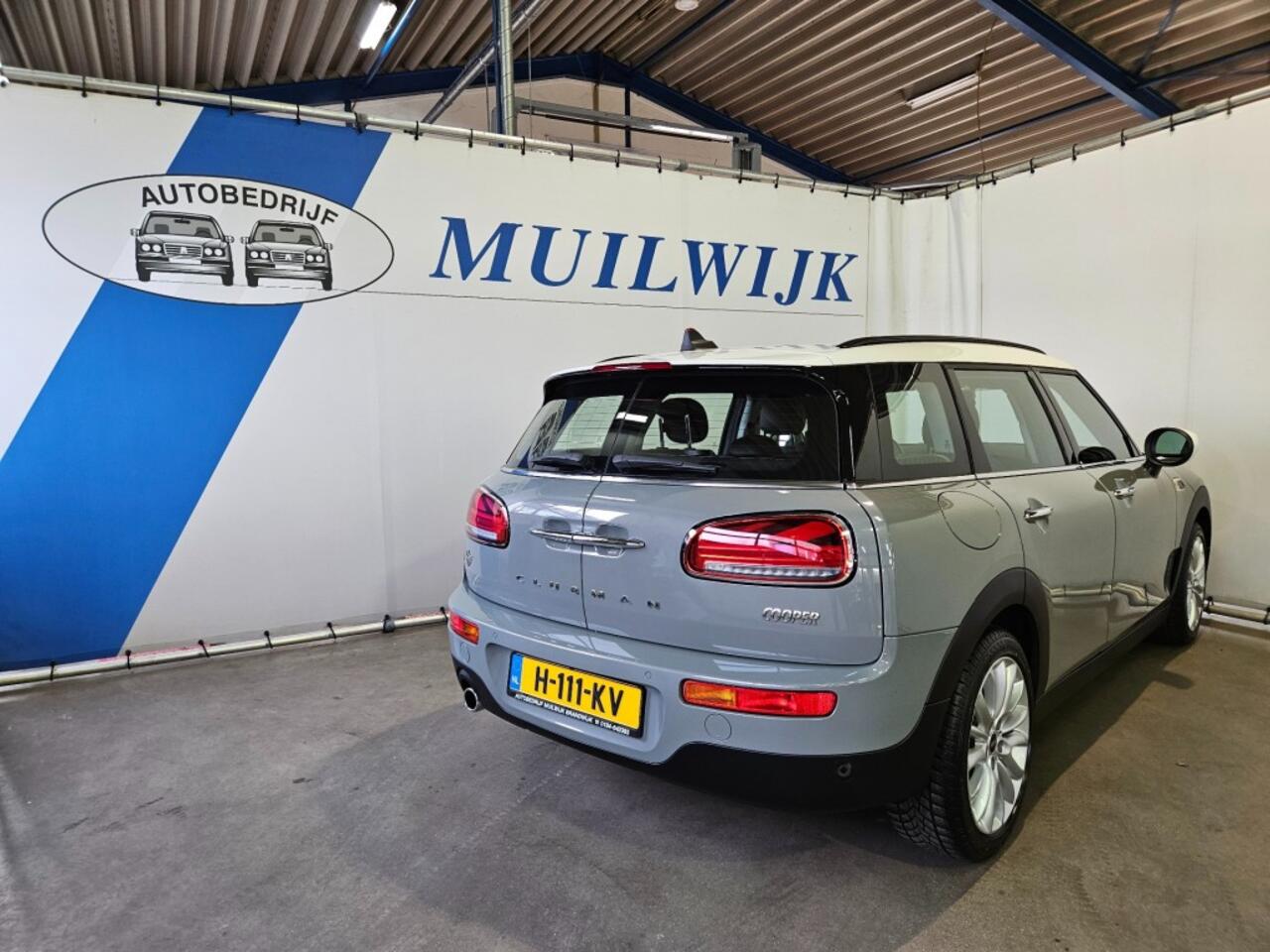 Mini CLUBMAN 1.5 Cooper Business Edition / Full LED / Leder / NL Auto