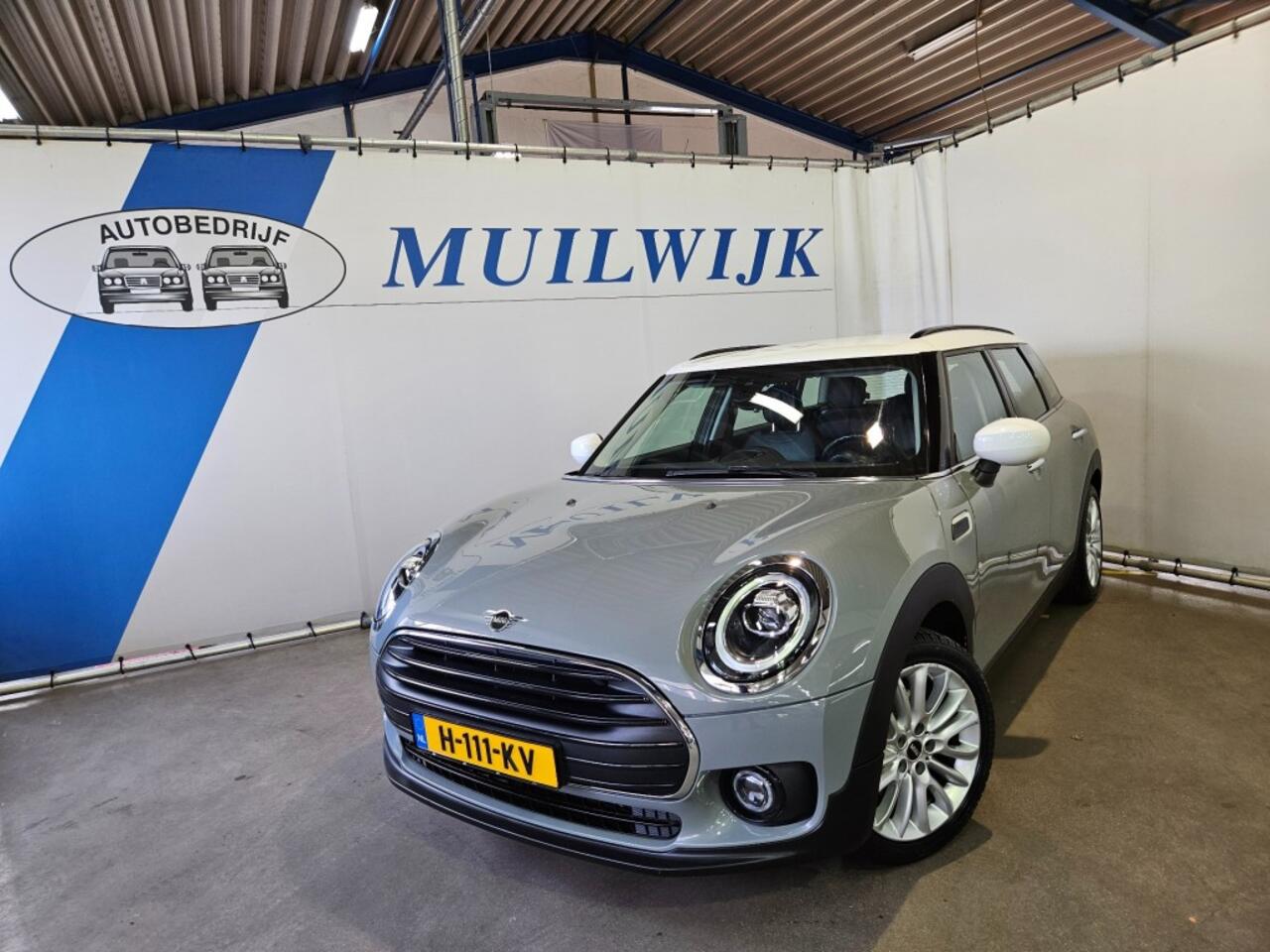 Mini CLUBMAN 1.5 Cooper Business Edition / Full LED / Leder / NL Auto