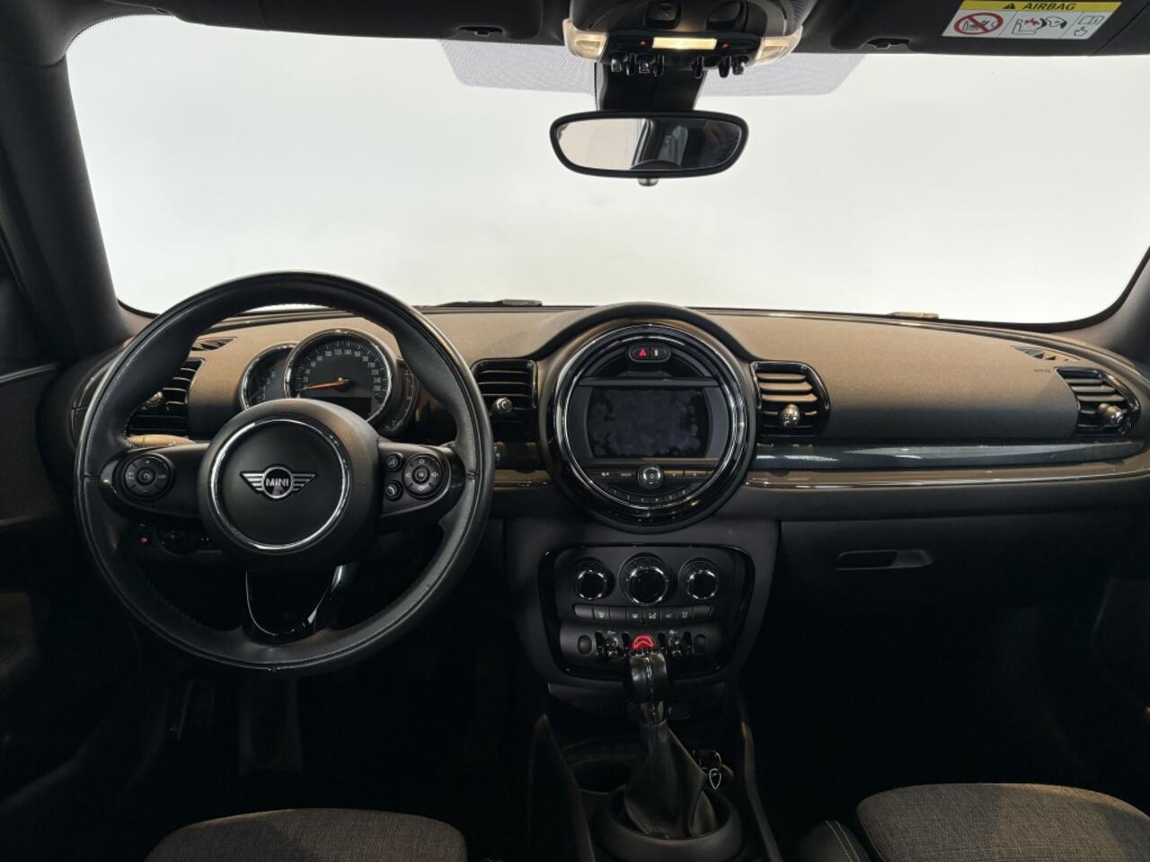 Mini CLUBMAN Mini 1.5 One Business Edition Nieuwe All-season banden