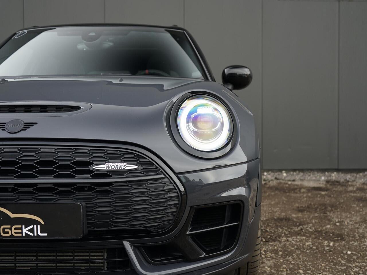 Mini CLUBMAN Mini 2.0 JCW ALL4 Chili Dealeronderh. / 306pk! / Harman Kardon / Comfort Acces / Panoramadak / Sportstoelen / Stoelverwarming