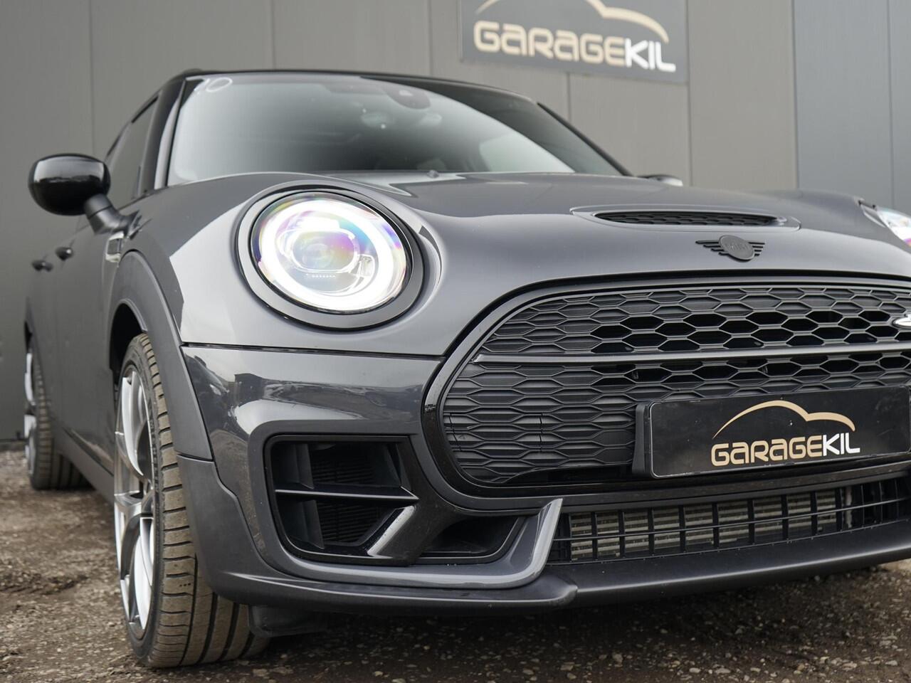 Mini CLUBMAN Mini 2.0 JCW ALL4 Chili Dealeronderh. / 306pk! / Harman Kardon / Comfort Acces / Panoramadak / Sportstoelen / Stoelverwarming