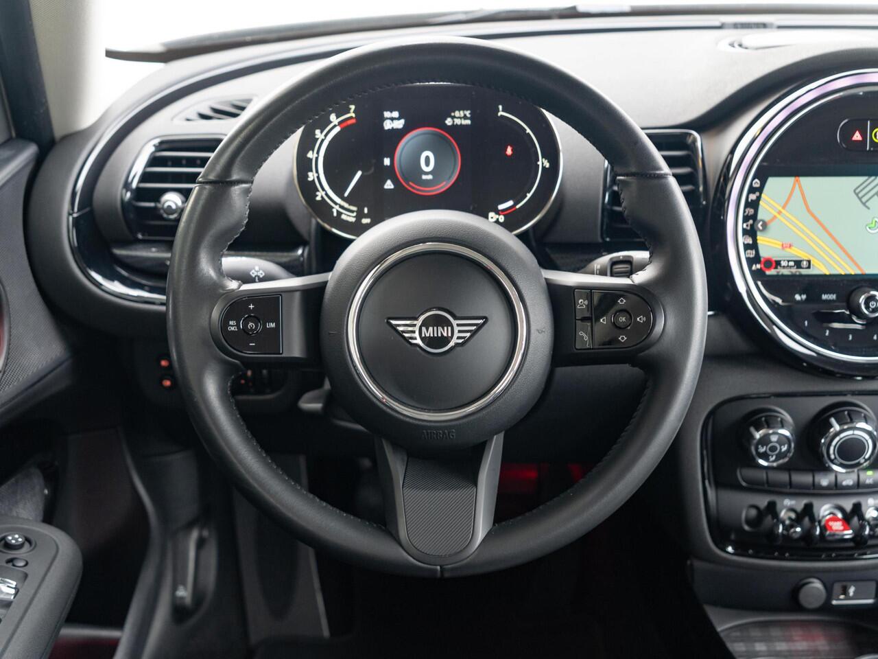 Mini CLUBMAN One Classic + Business Edition + Apple Carplay