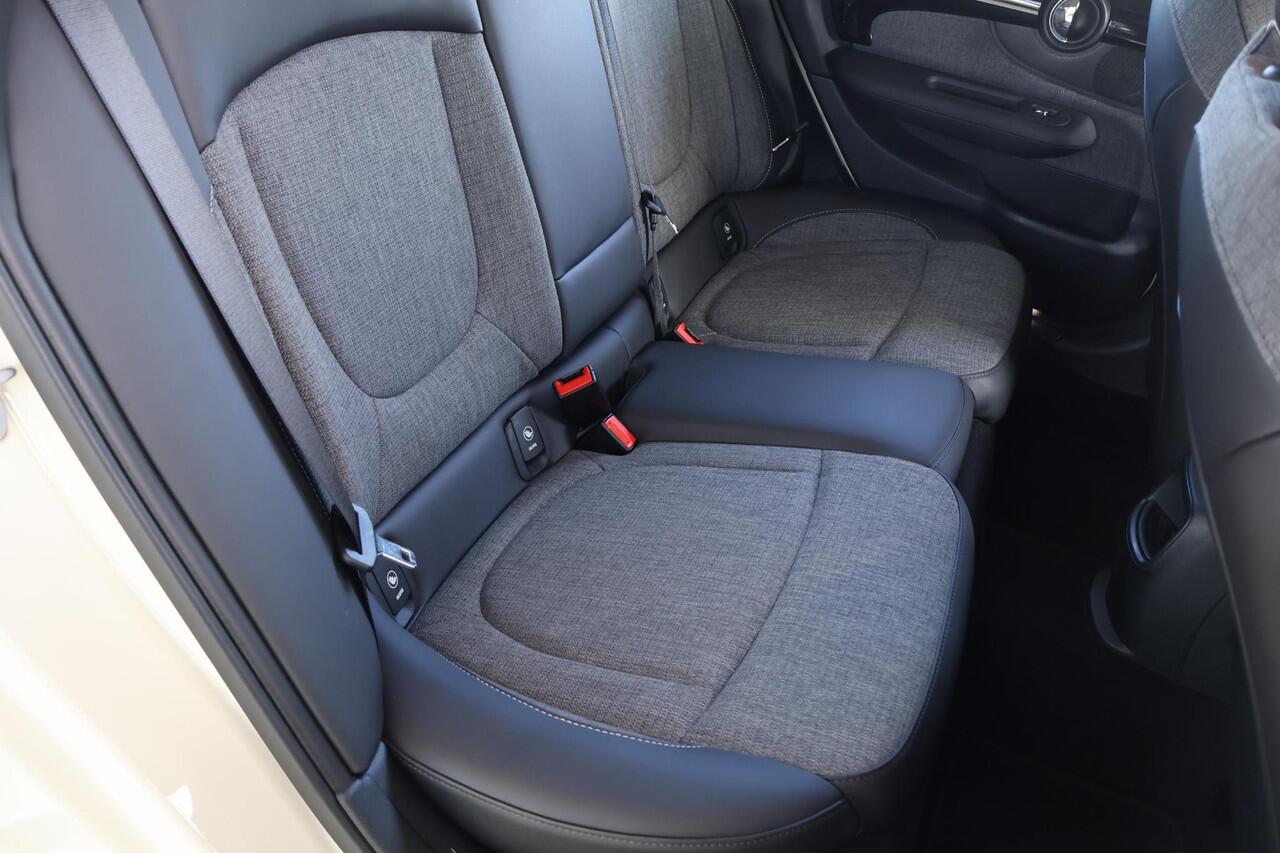 Mini CLUBMAN One | Cruise Control | Parkeersensor Achter | LED Koplampen