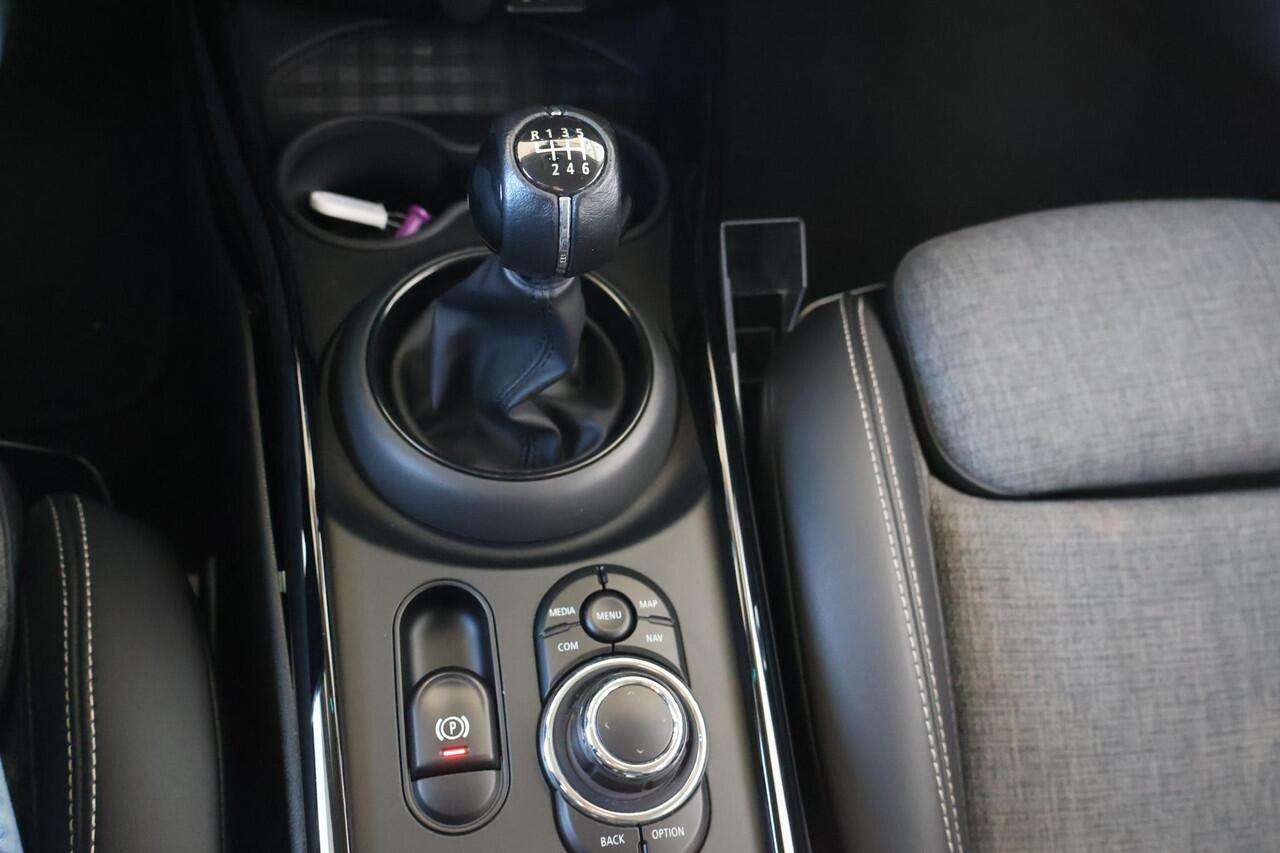 Mini CLUBMAN One | Cruise Control | Parkeersensor Achter | LED Koplampen