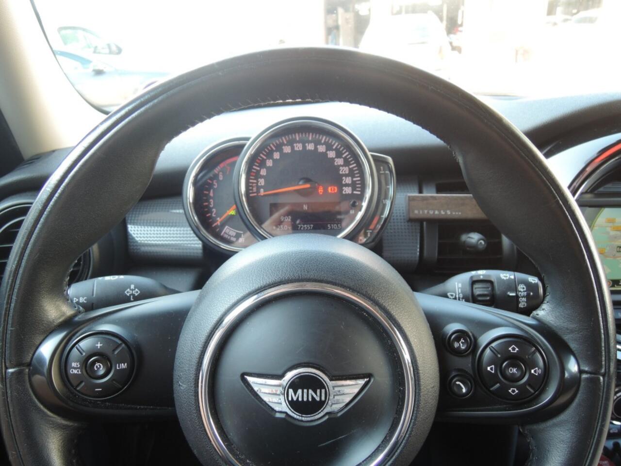 Mini COOPER 1.5 COOPER BUSINESS