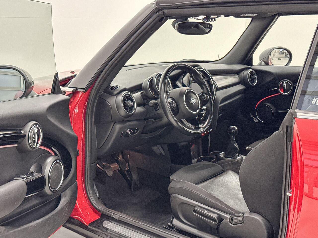 Mini COOPER Cabrio Chili Wired