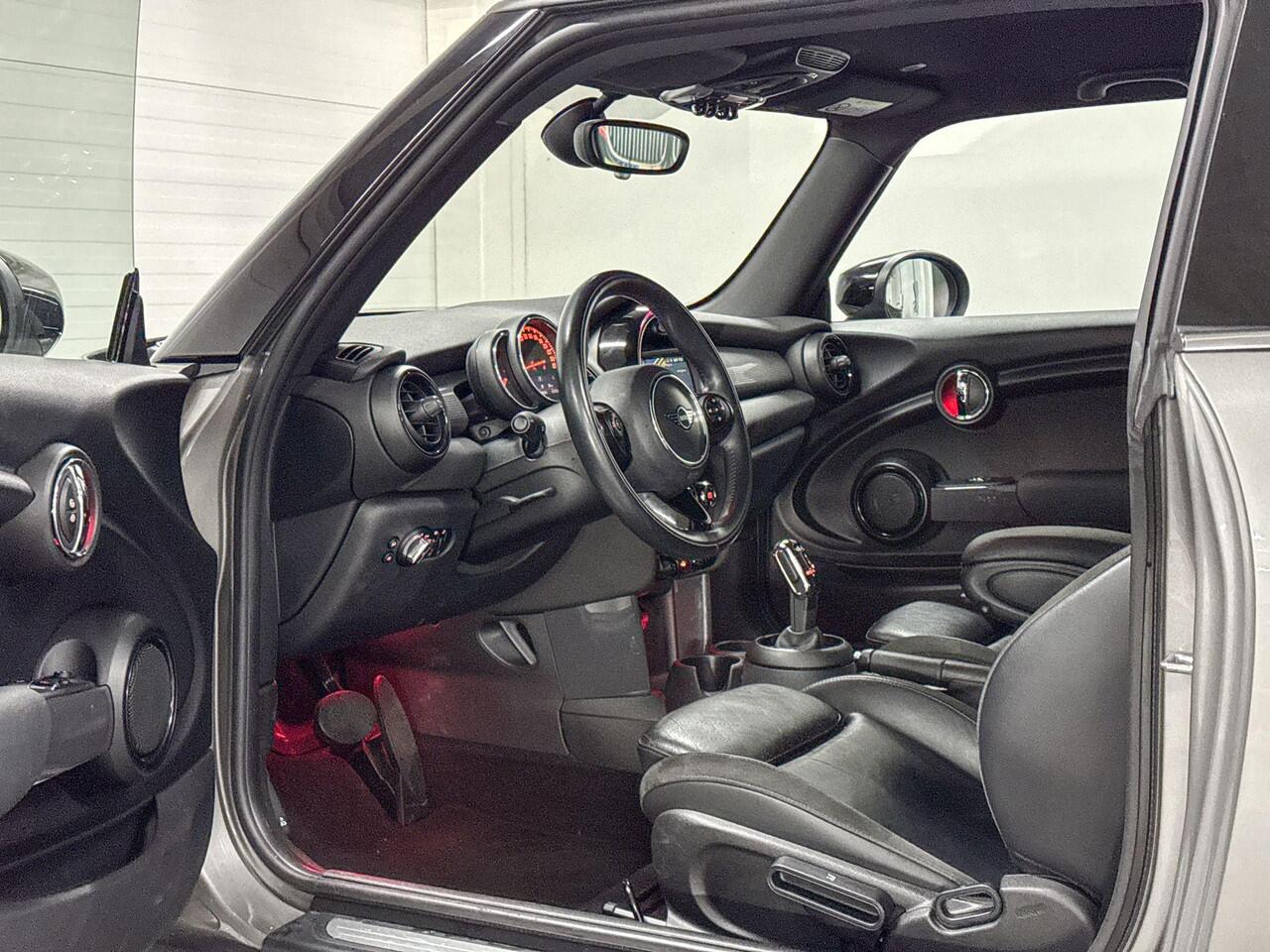 Mini COOPER 3-Deurs Chili | Stoelverwarming | Navigatiesysteem | Cruise Control