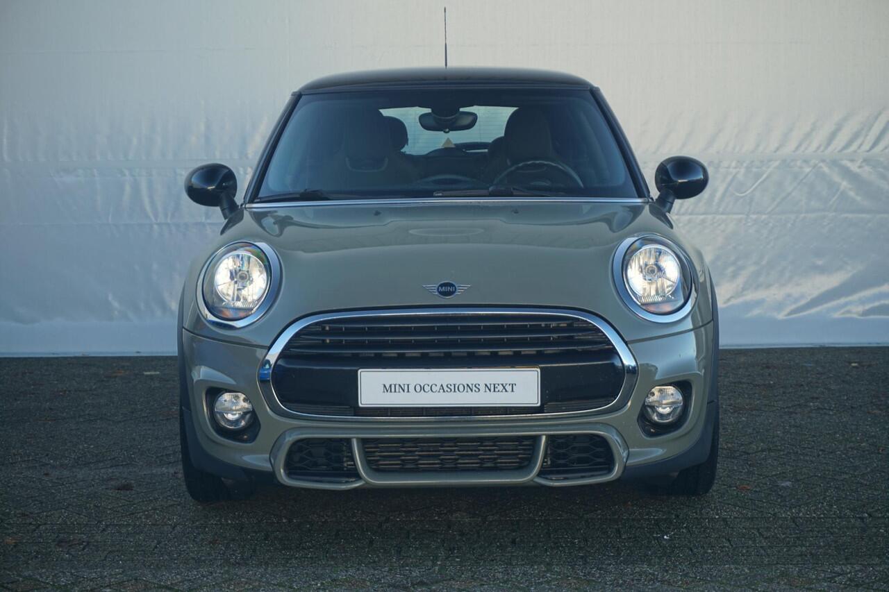 Mini COOPER 3-deurs | John Cooper Works Pakket | Cruise Control | Parkeersensoren Achter | JCW-Sportstoelen |