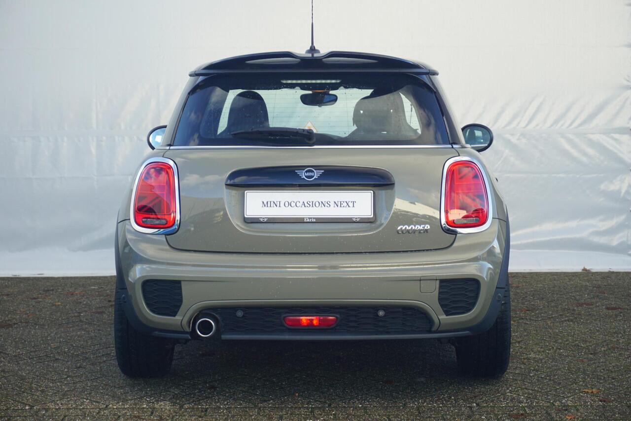 Mini COOPER 3-deurs | John Cooper Works Pakket | Cruise Control | Parkeersensoren Achter | JCW-Sportstoelen |