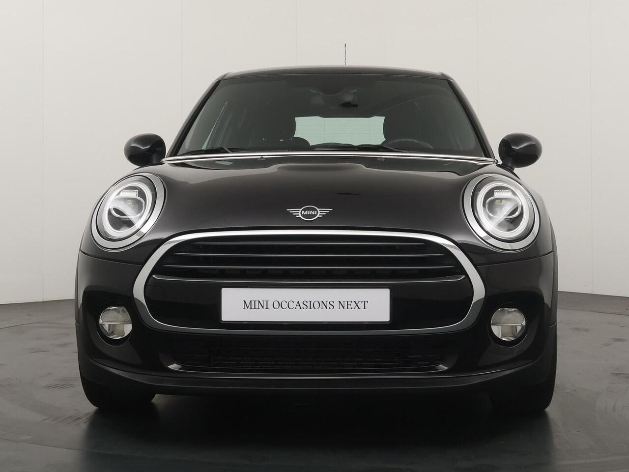 Mini COOPER 5-deurs Pepper | Cruise | PDC | Comforttoegang | LED |