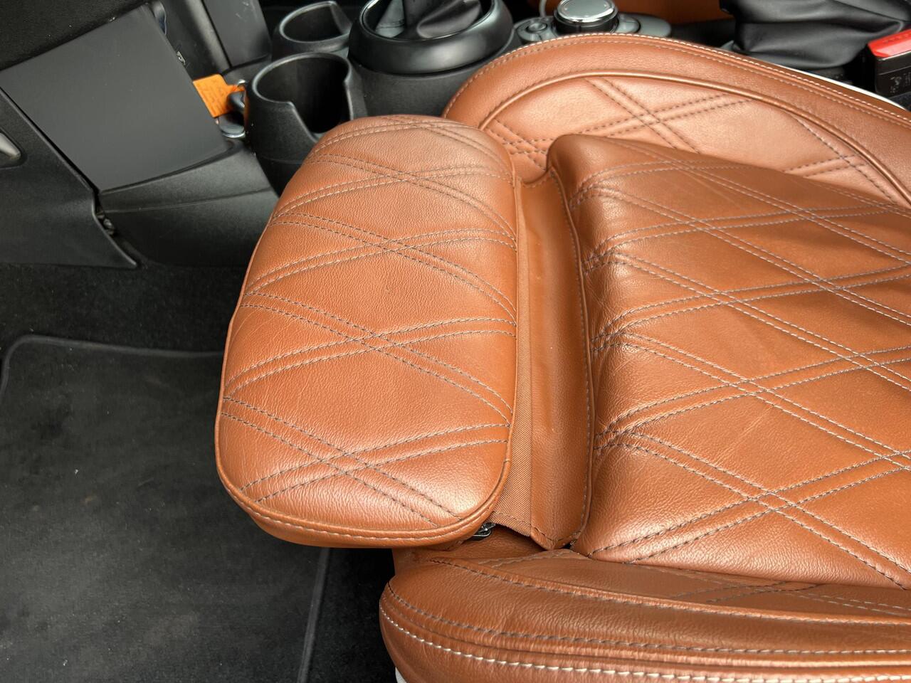 Mini COOPER Mini Cabrio 1.5 Chili | Apple Carplay & Android Auto | Bruin Lederen Bekleding | Climate Control | Cruise Control