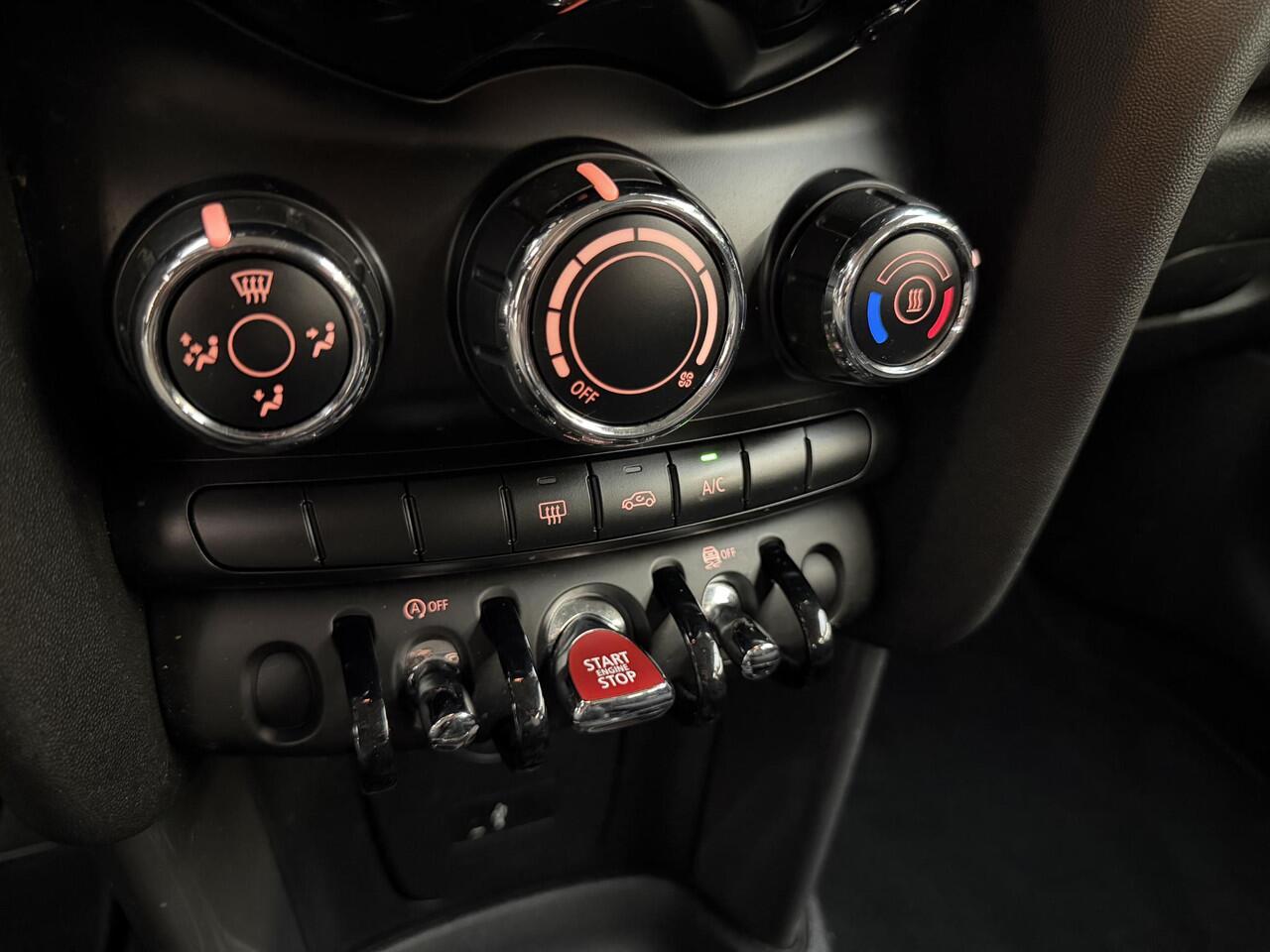 Mini COOPER Mini 1.5 | Carplay | Lm velgen | NL Auto