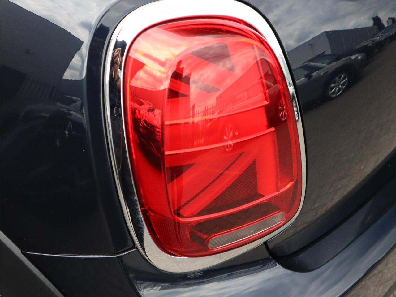 Mini COOPER 1.5 60 Years Edition / Panodak / HarmanKardon / Head Up / Sportleder