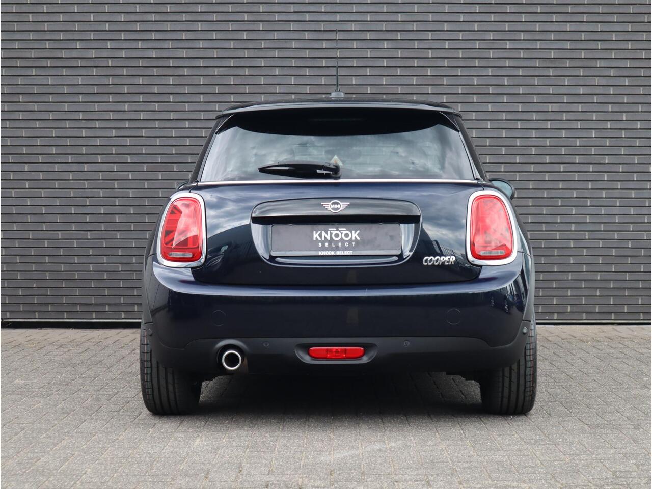 Mini COOPER 1.5 60 Years Edition / Panodak / HarmanKardon / Head Up / Sportleder