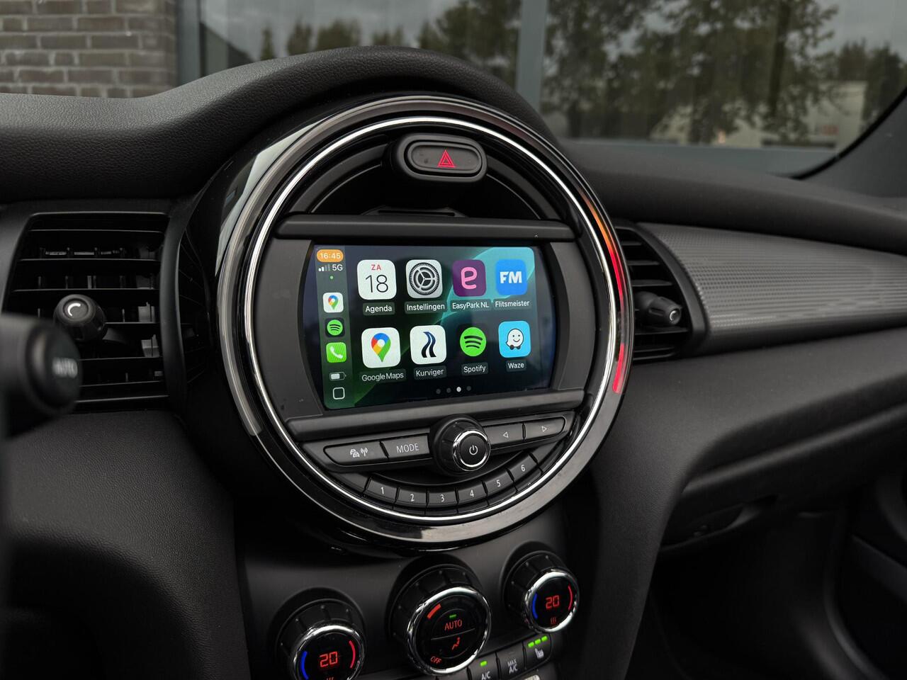 Mini COOPER Cabrio 1.5 Pepper LEDER|STOELVERWARMING|CAMERA|CARPLAY