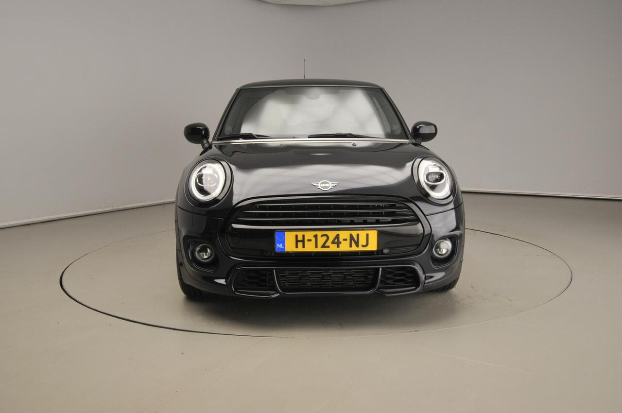 Mini COOPER 3-deurs Aut. JCW pakket | Leder | Harman/Kardon | 18" | LED