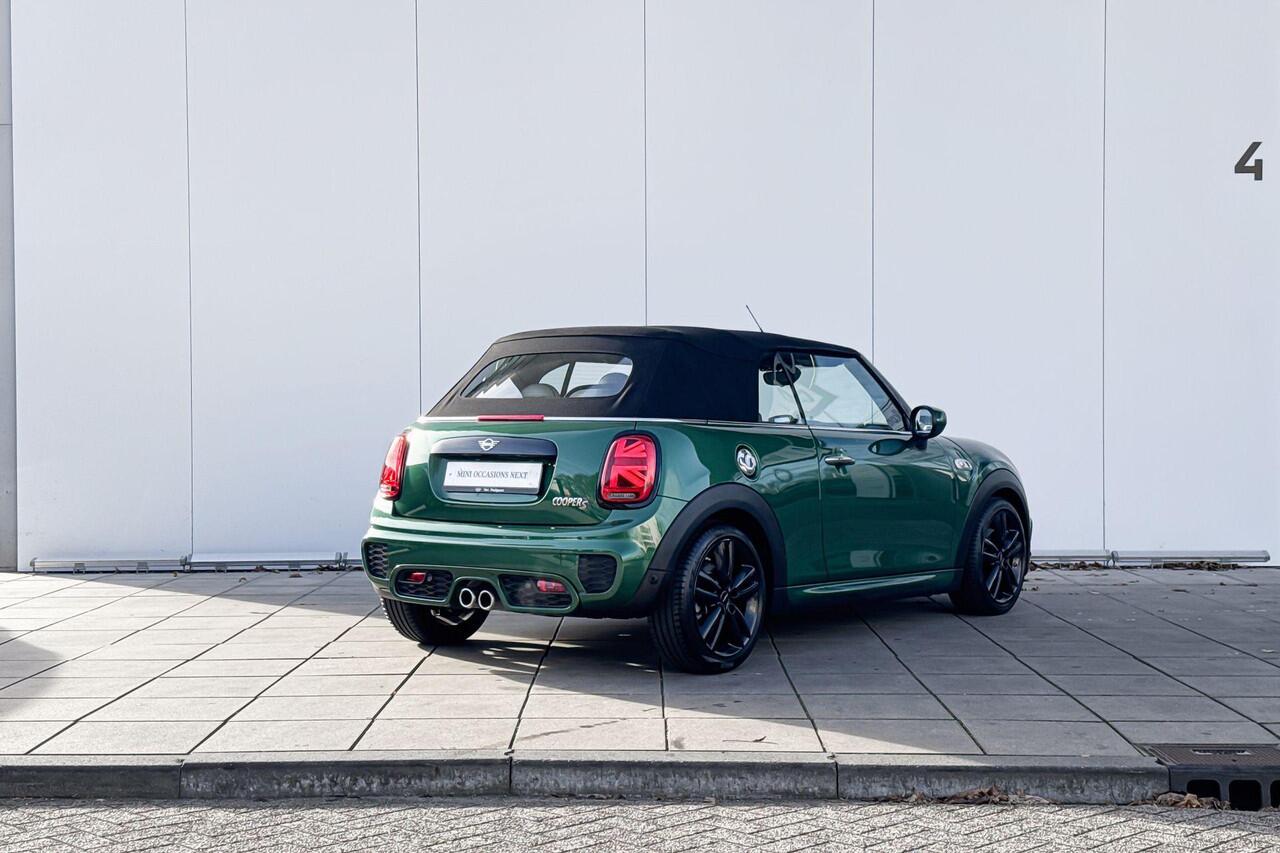 Mini COOPER Cabrio 2.0 Cooper S Hammersmith / JCW Pack / Harman Kardon / Head-Up / LED Koplampen / Comfort Access / Stoelverwarming / Black Pack / 17 Inch
