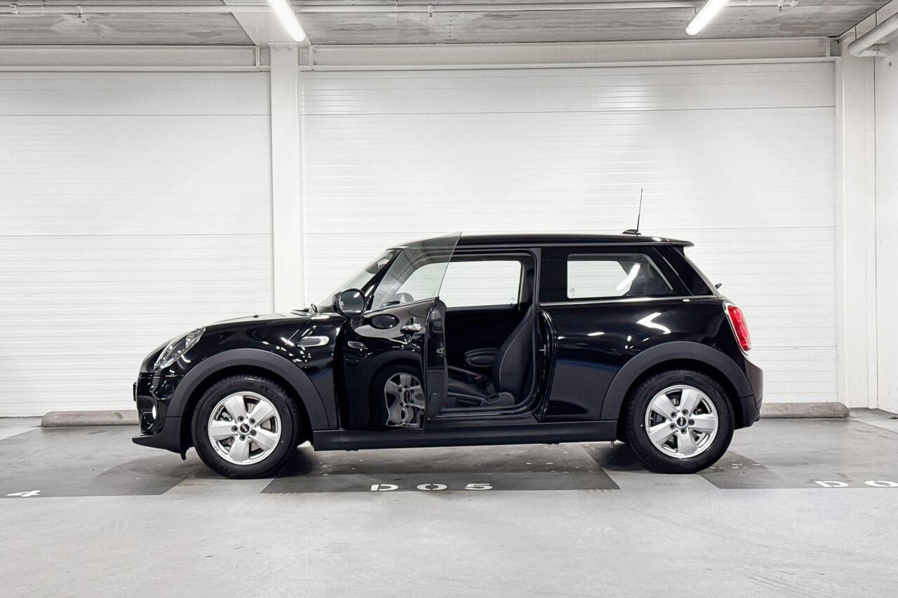 Mini COOPER 3-deurs | Navigatiesysteem | Airconditioning | Smartphone-integratie
