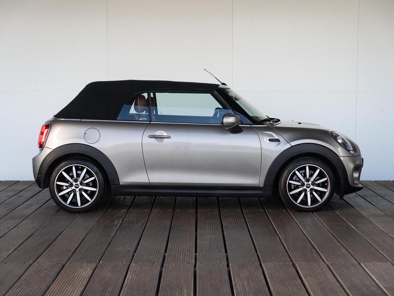 Mini COOPER Cabrio Pepper + Chester leder
