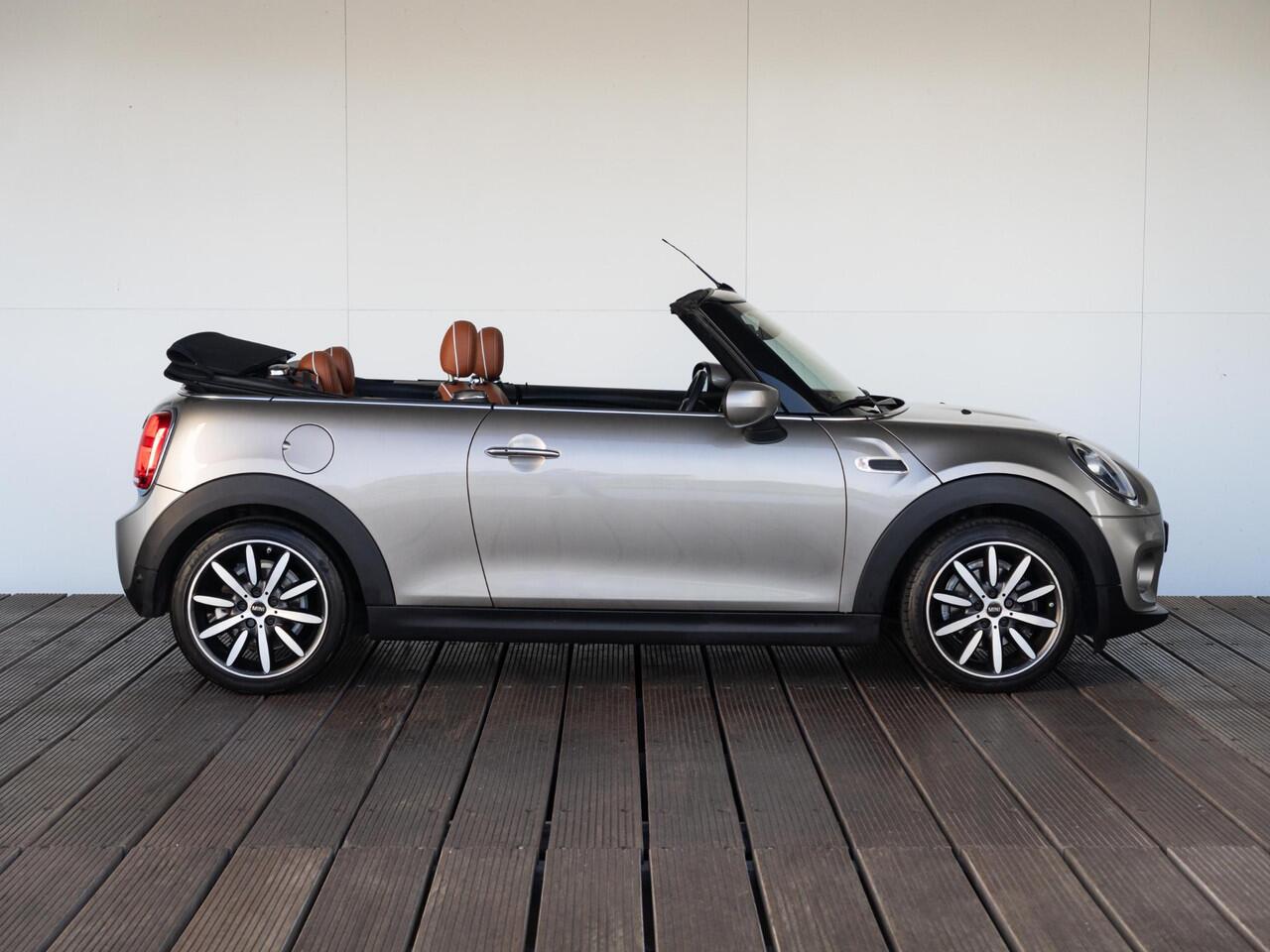 Mini COOPER Cabrio Pepper + Chester leder