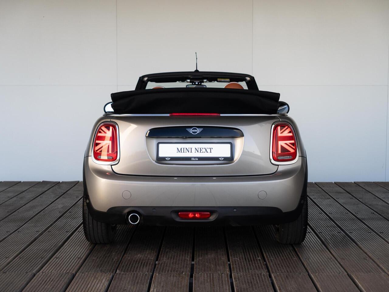 Mini COOPER Cabrio Pepper + Chester leder