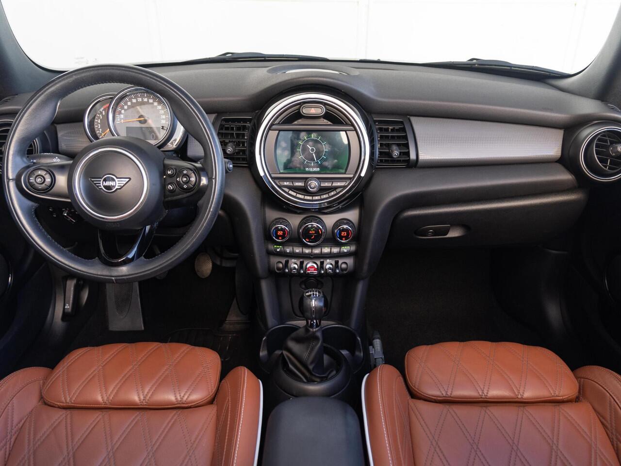 Mini COOPER Cabrio Pepper + Chester leder