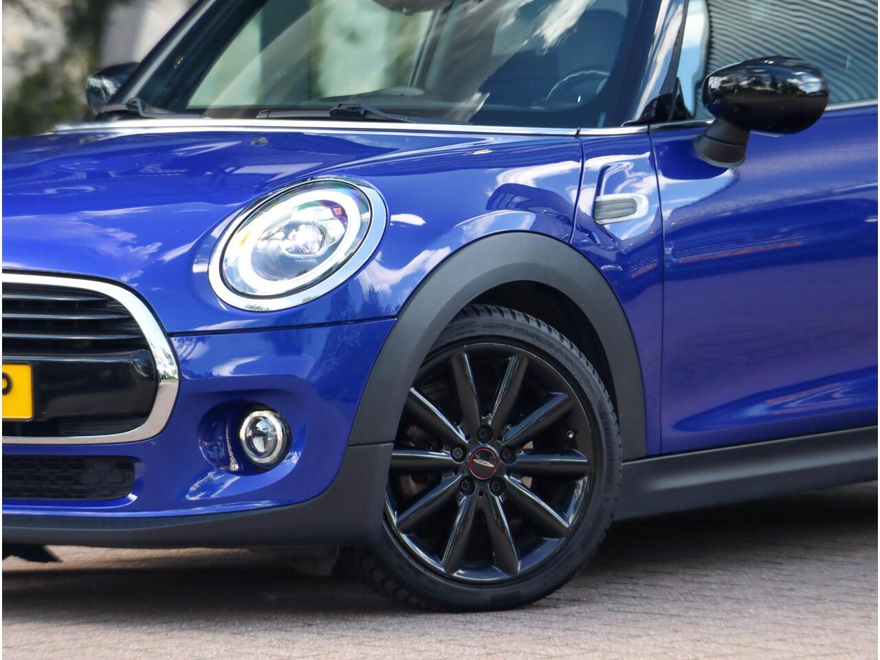 Mini COOPER Mini 1.5 Automaat Harman Kardon Navigatie LED Dealeronderhouden