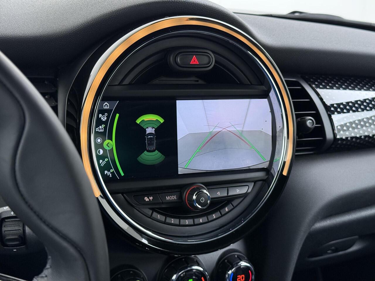 Mini COOPER Mini Cabrio 1.5 Sidewalk Edition Leder | Automaat | Navigatie | Camera | Cabriolet