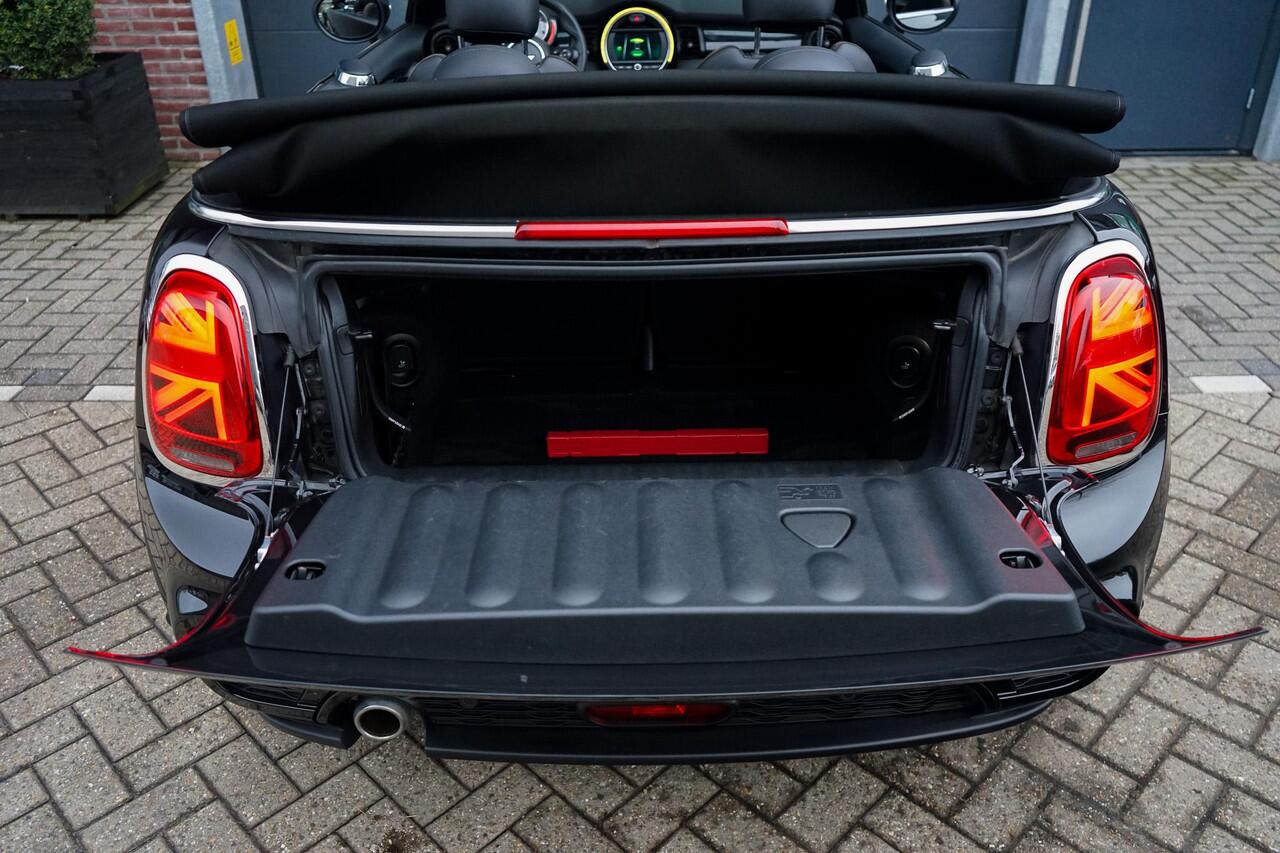 Mini COOPER Cabrio 1.5 Chili