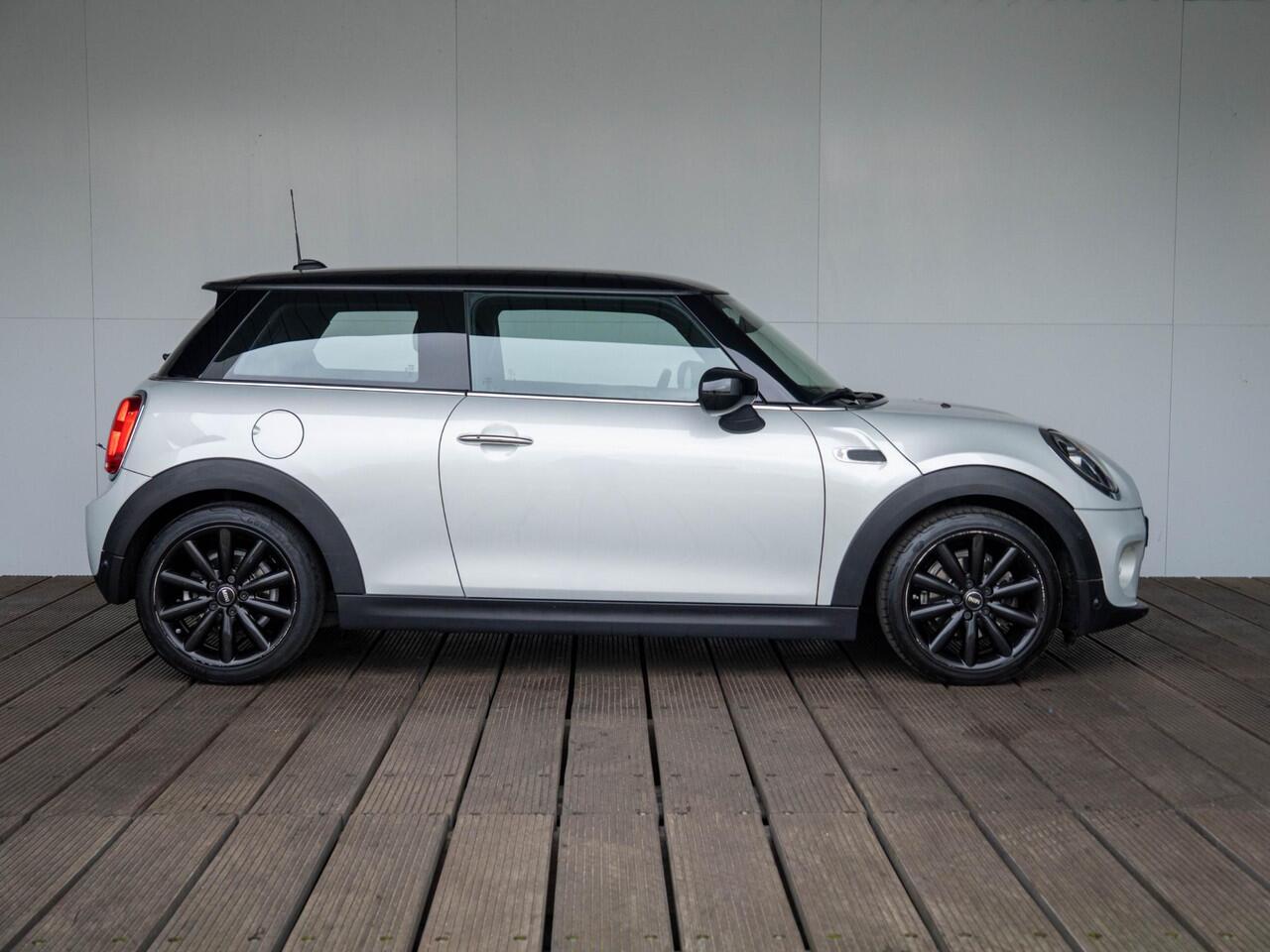 Mini COOPER 3-deurs Aut. Chili + Yours leder + Stoelverwarming