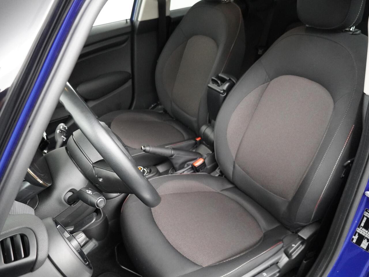 Mini COOPER 5-deurs | Chili | Cruise Control | LED | PDC | Navigatiesysteem |