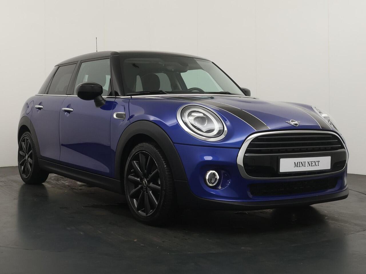 Mini COOPER 5-deurs | Chili | Cruise Control | LED | PDC | Navigatiesysteem |