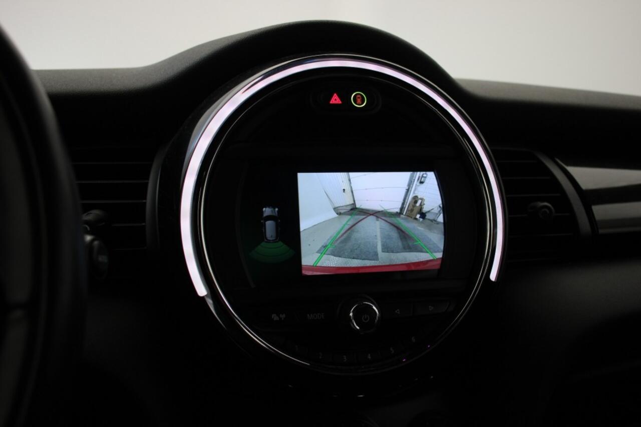 Mini COOPER Electric Black'n Red Edition - Carplay, Camera, Half Leer, Stoelverw. SOH 97%