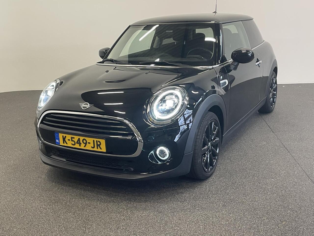 Mini COOPER Mini 1.5 Chili Airco Navi Carplay Full LED PDC Digital Cockpit Adaptive Cruise Control 17" Cosmos Spoke Wheels