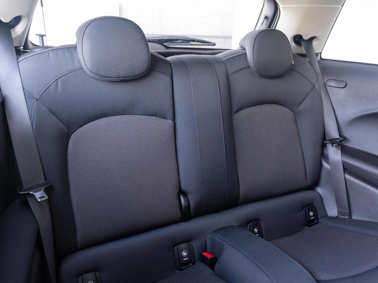 Mini COOPER 3-Deurs Airco + Regen- en lichtsensor