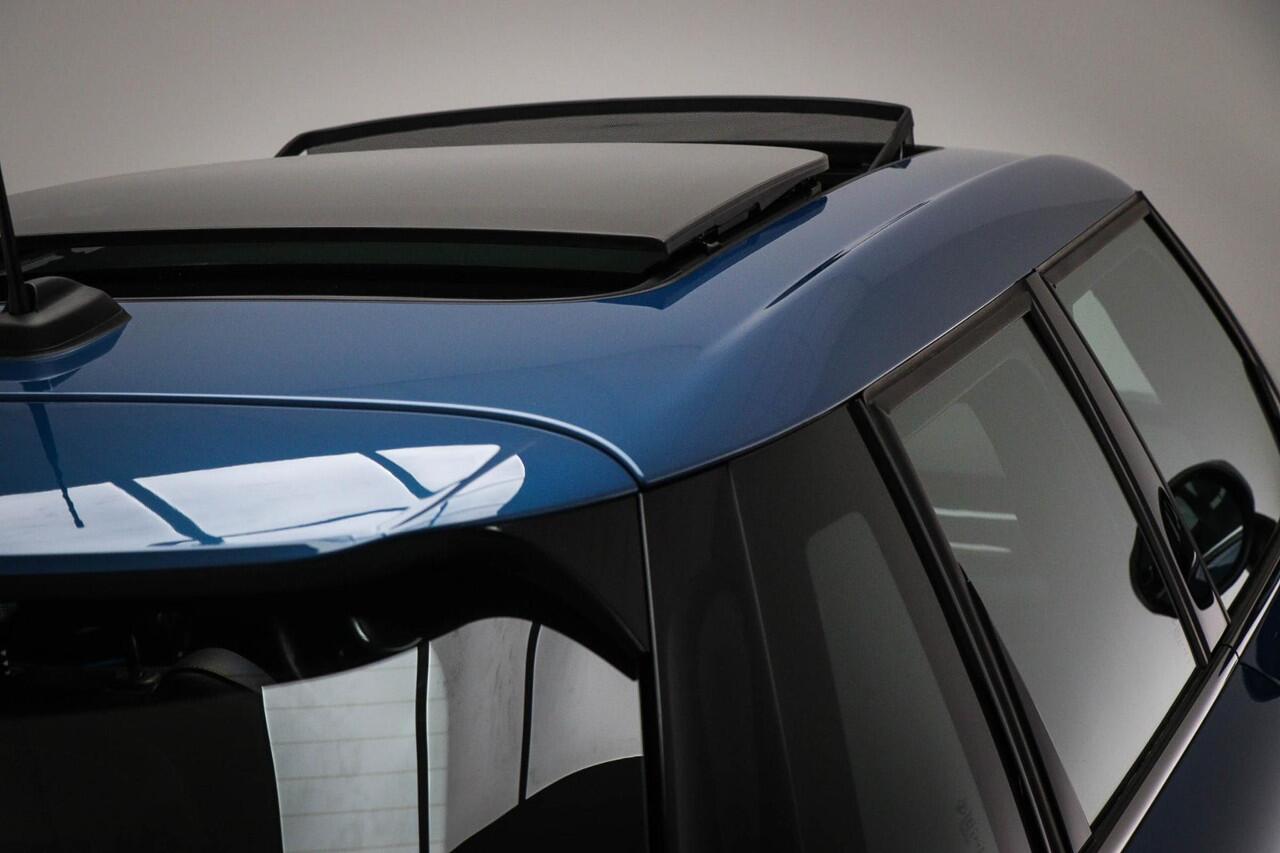 Mini COOPER Mini 1.5 Classic | COMFORT / CONNECTED NAVIGATION- PACK | PANORAMADAK | DAB | APPLE | 17"