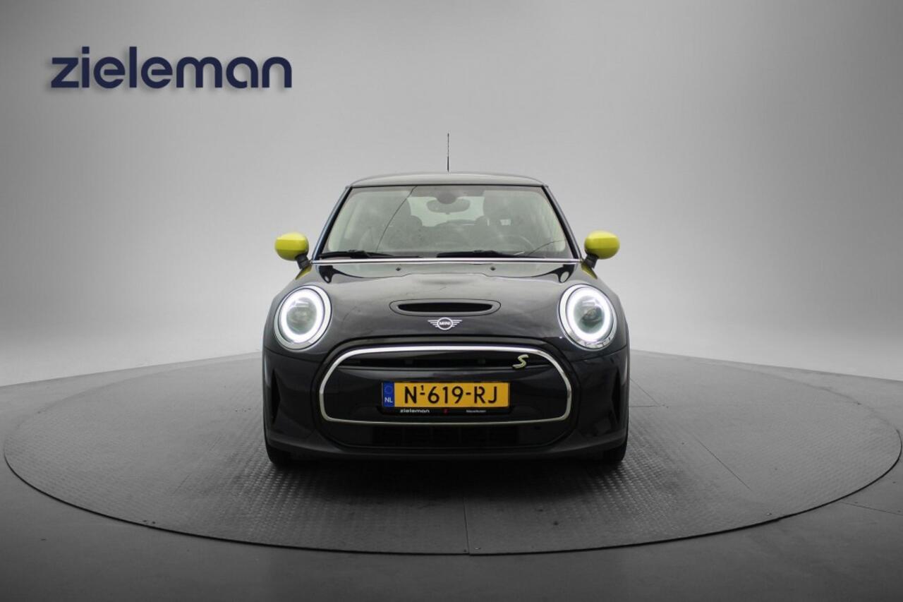 Mini COOPER Electric Business Edition 33 kWh - Carplay, Navi, Cruise, Half Leer, SOH 98%