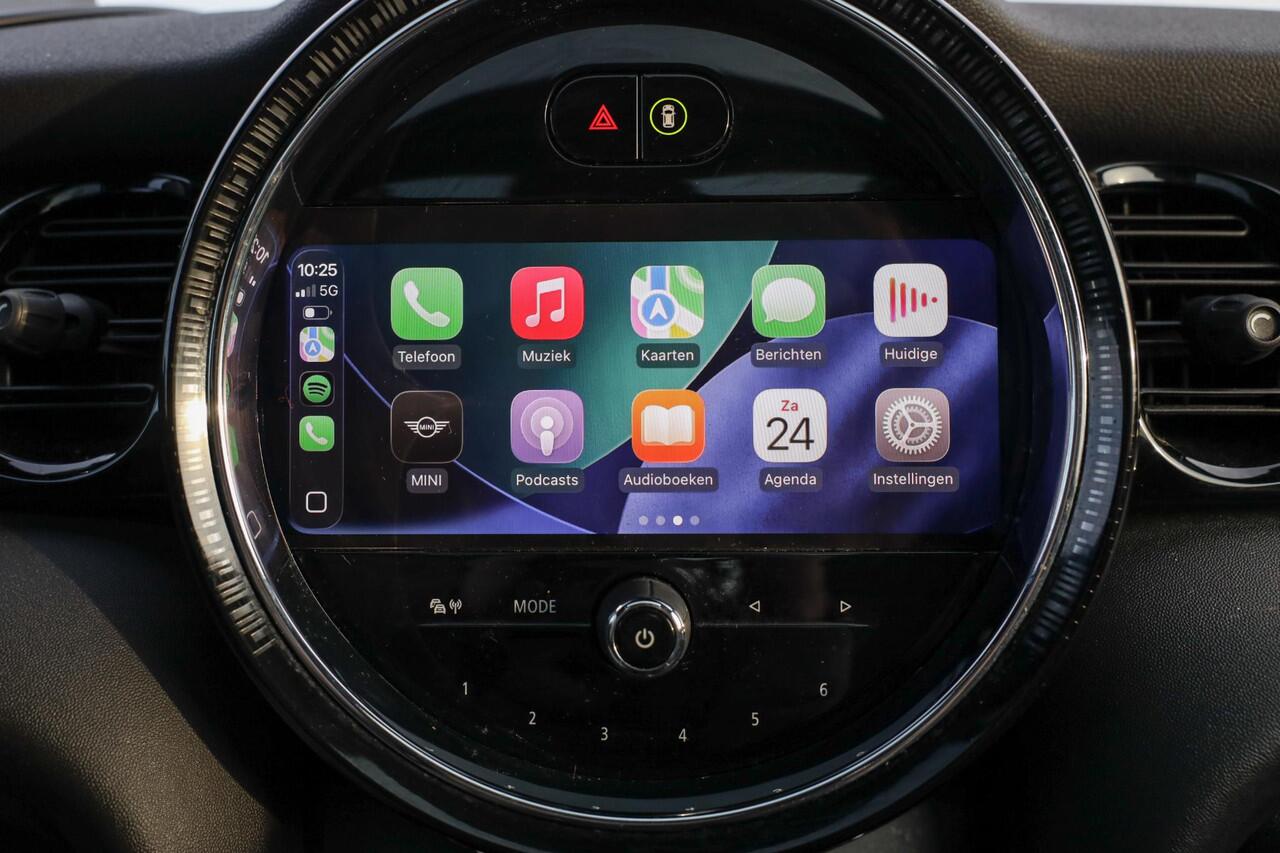 Mini COOPER 1.5 Aut-7 John Cooper Works ? Pano ? ACC ? Stuurverwarming