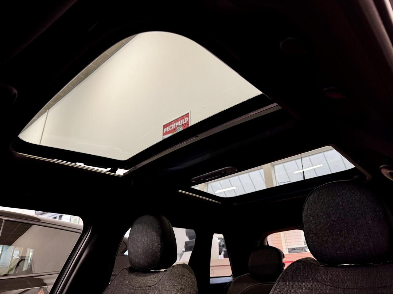 Mini COOPER 1.5 Aut-7 John Cooper Works ? Pano ? ACC ? Stuurverwarming