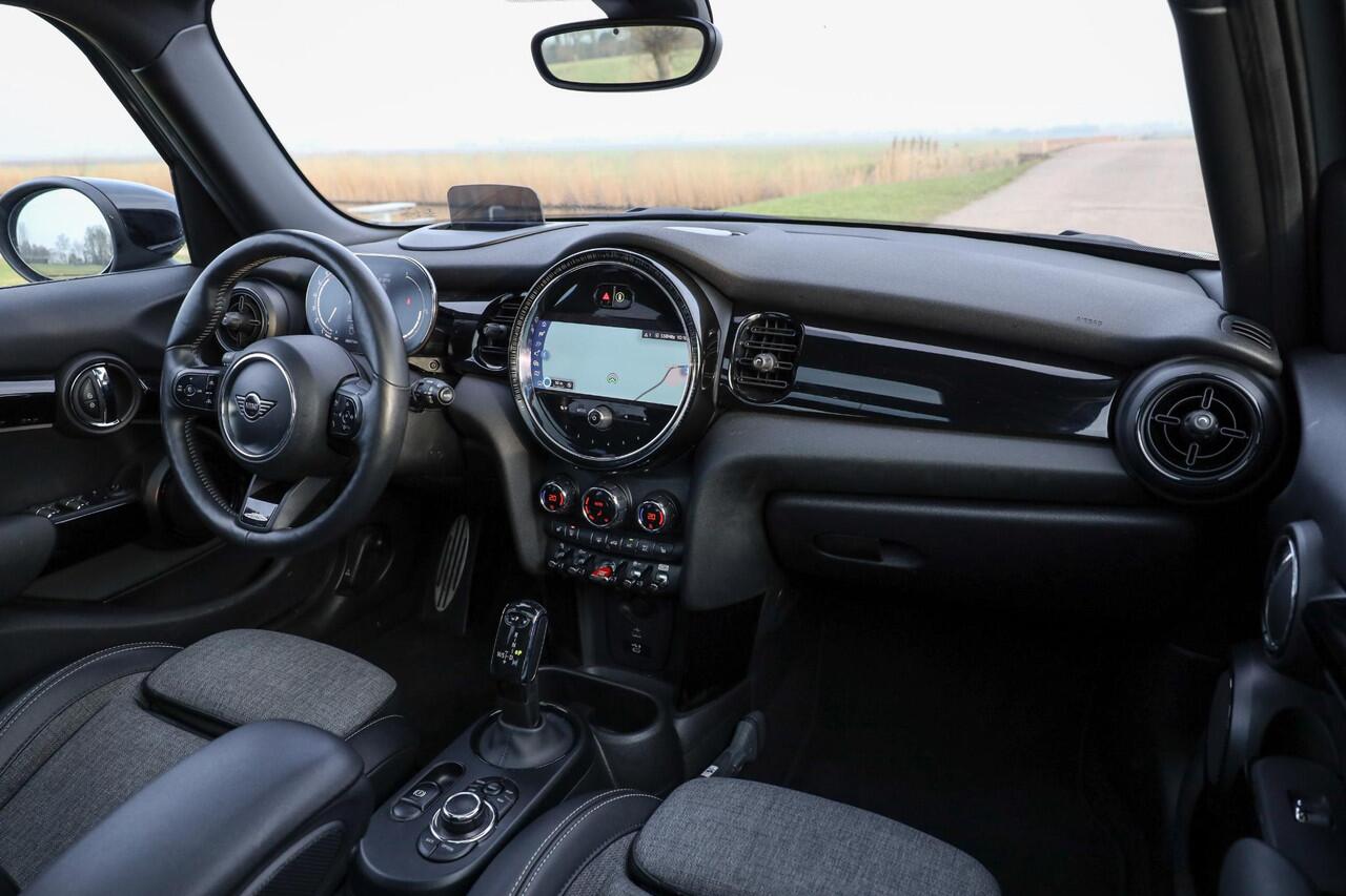 Mini COOPER 1.5 Aut-7 John Cooper Works ? Pano ? ACC ? Stuurverwarming