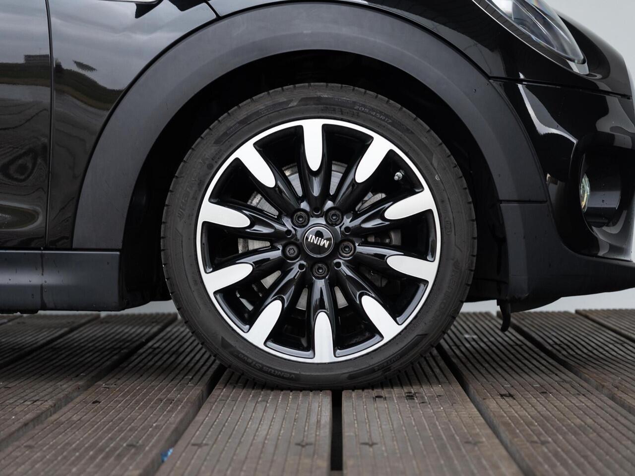 Mini COOPER 3-deurs Business Plus Navigatie + Keyless entree