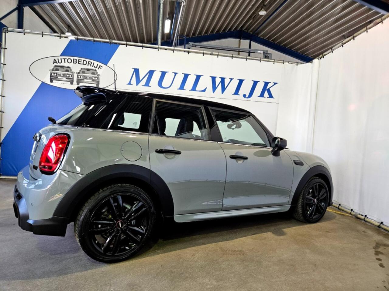 Mini COOPER Cooper John Cooper Works 1.5 Cooper / Black Optic / Camera / NL Auto