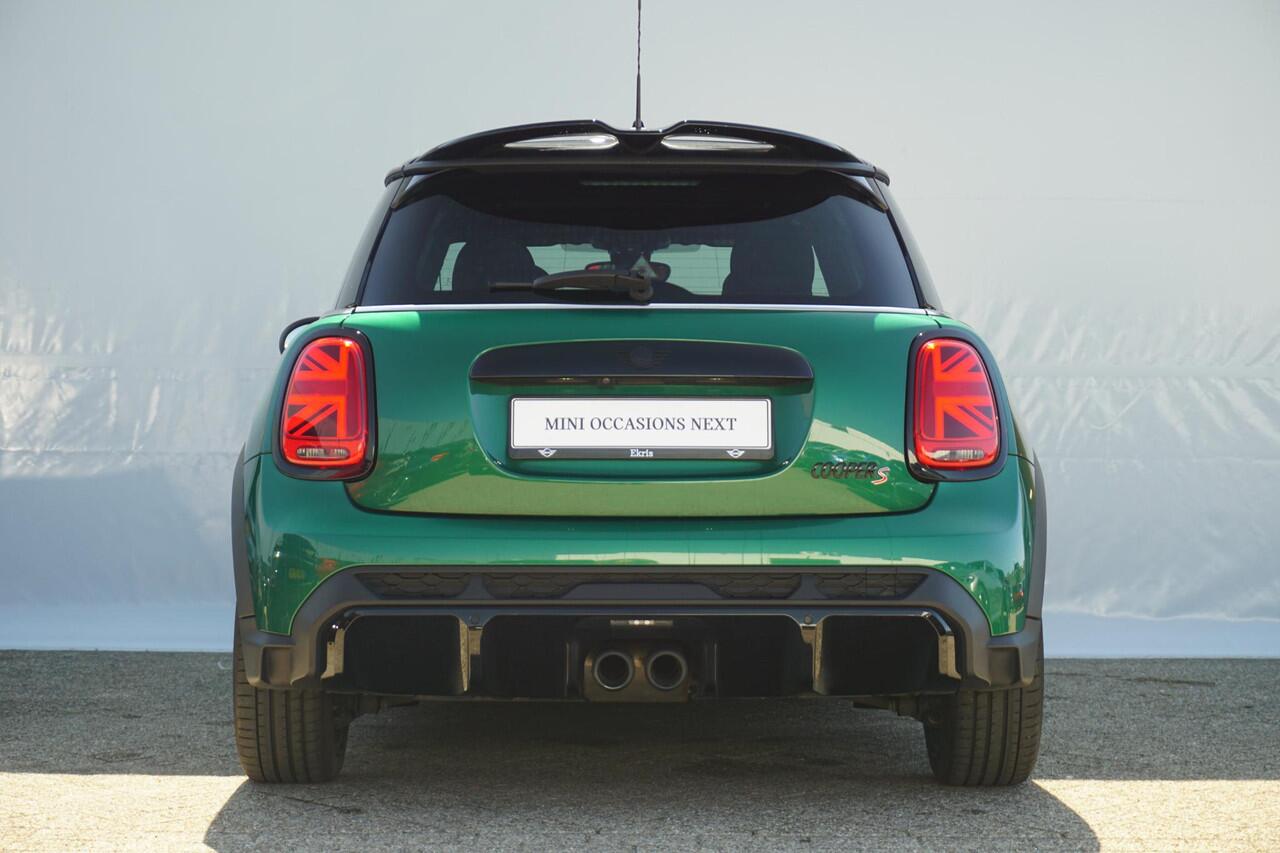 Mini COOPER Cooper S John Cooper Works Panoramadak / Harman Kardon / Comfort Access / Driving Assistant