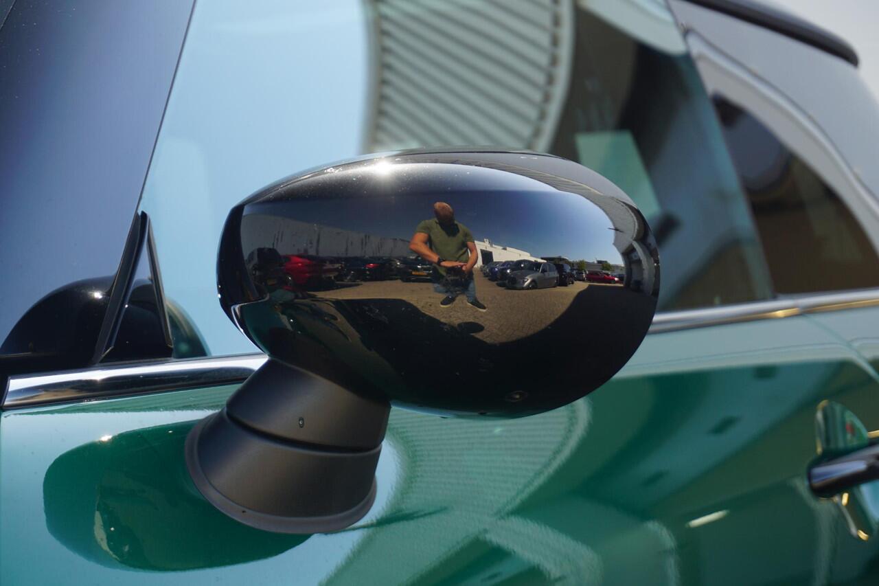 Mini COOPER Cooper S John Cooper Works Panoramadak / Harman Kardon / Comfort Access / Driving Assistant