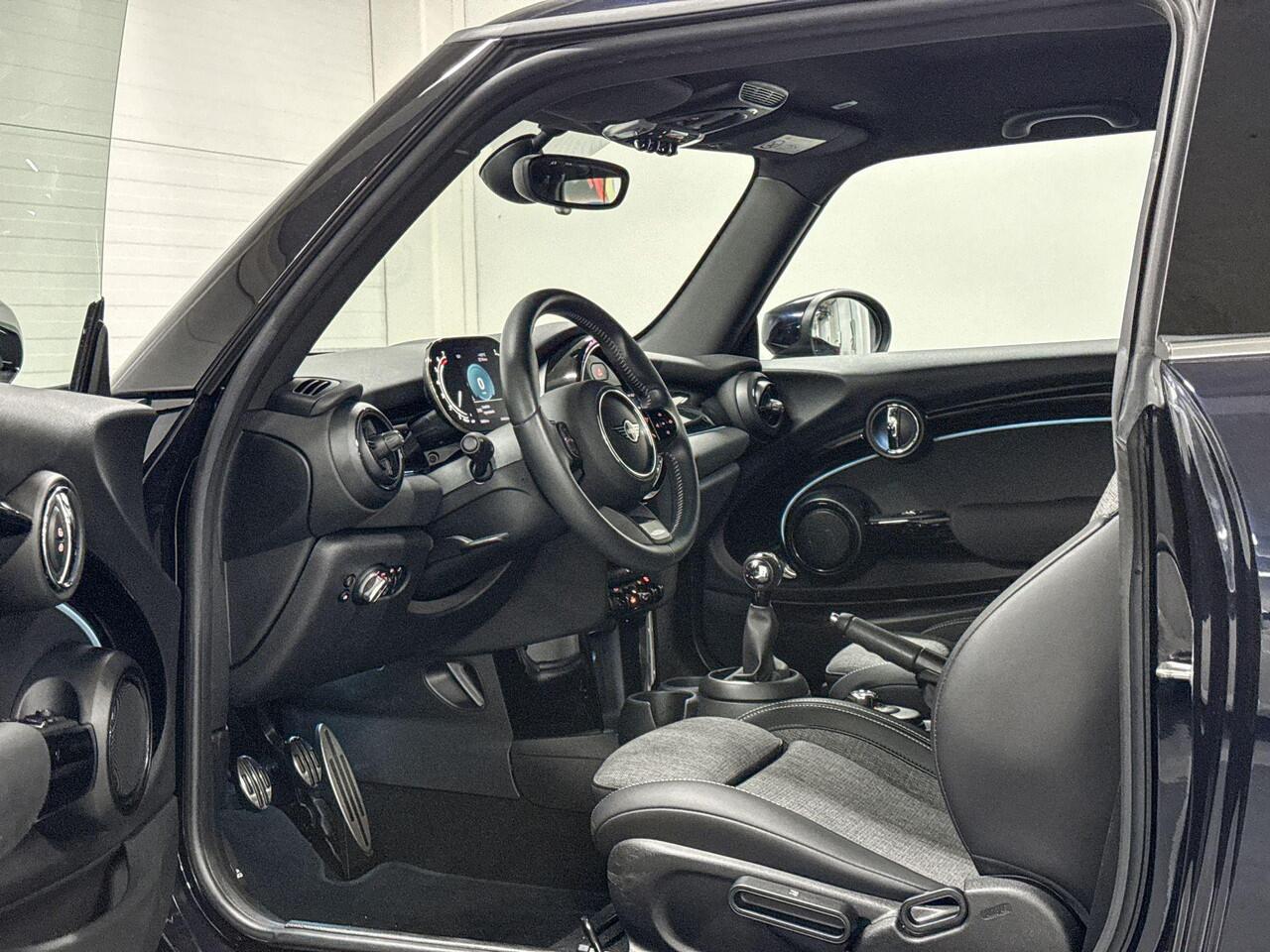 Mini COOPER 3-deurs Navigatiesysteem | Sfeerverlichting | John Cooper Works uitvoering