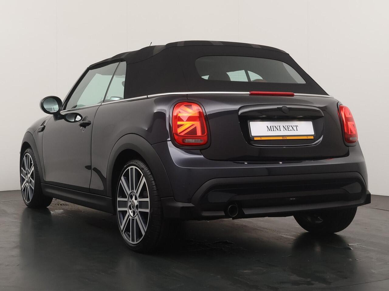Mini COOPER Cabrio MINI Yours | Achteruitrijcamera | Stoelverwarming | Head-Up | Keyless Entry |